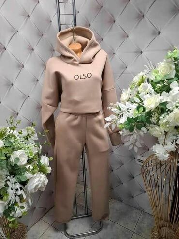 Kompleti: Termo kompleti 
3600 din
sdp — 2