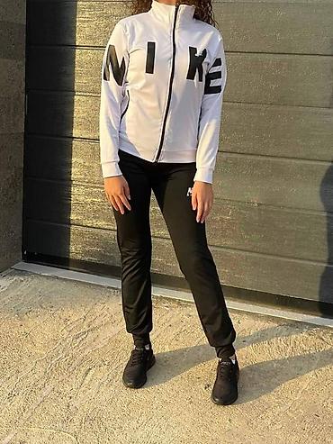 pull and bear srbija: Nove ženske trenerke od licre S,M,L,XL,XXL veličine za samo 3700 din — 1