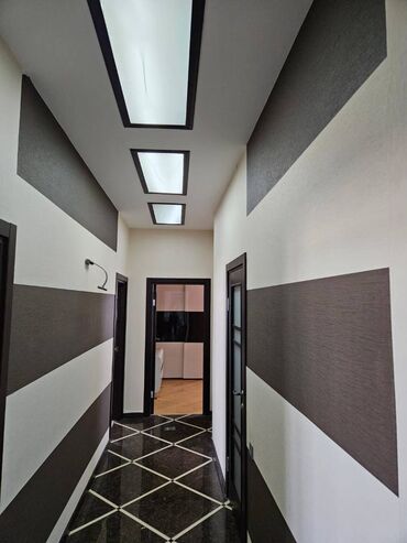 Uzunmüddətli kirayə mənzillər: 8 Noyabr metrosu yanınında mənzil kirayə verilir. Mərtəbə 18/10. Ümumi — 11