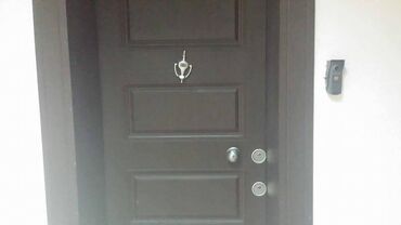 Uzunmüddətli kirayə mənzillər: Elimlər icəri şəhər metrosunun yaxınlığında Nərimanov heykəlinə yaxın — 23