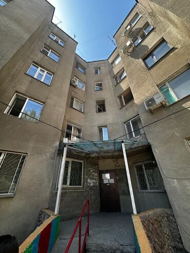 купить квартиру в рассрочку от хозяина: 1 комната, 34 м², Индивидуалка, 1 этаж, Косметический ремонт