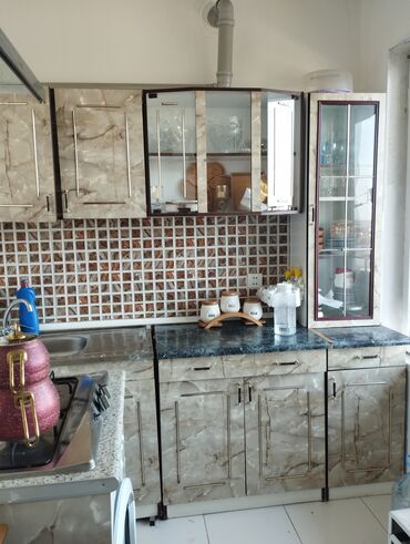 Köhnə tikili: Bakı, Bakıxanov qəs., 2 otaqlı, Köhnə tikili, m. Neftçilər, 70 kv. m — 19