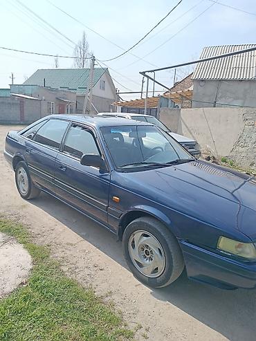 626: Mazda 626: 1990 г., 2 л, Механика, Бензин, Седан — 9