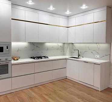 Sifarişlə mətbəx mebeli: Sifarişlə mətbəx dəsti, Özü çəkən petlələr, MDF, Kredit yoxdur, Pulsuz çatdırılma — 2