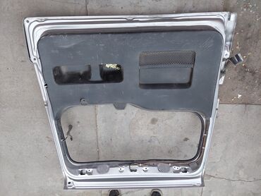 багаж на срв: Срочно продаю дверь багажника Honda CR-V. Имеется небольшая вмятина