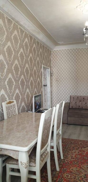 Köhnə tikili: Bakı, 2 otaqlı, Köhnə tikili, m. Neftçilər, 40 kv. m — 11