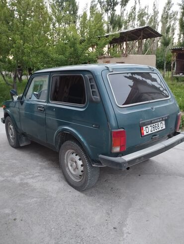 полики для авто бишкек цена: ВАЗ (ЛАДА) 4x4 Нива: 1999 г., 1.7 л, Механика, Бензин, Внедорожник