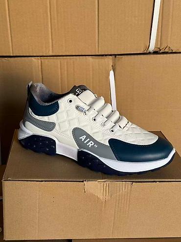 Кроссовки и спортивная обувь: Демисезонные кроссовки унисекс, представленные в черном и белом — 6