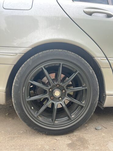 шины и диски спринтер: Диски R 18 AMG, Комплект, отверстий - 5, Б/у