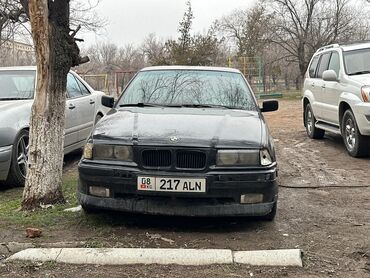 продаю бмв: BMW 3 series: 1991 г., 1.8 л, Механика, Бензин, Седан