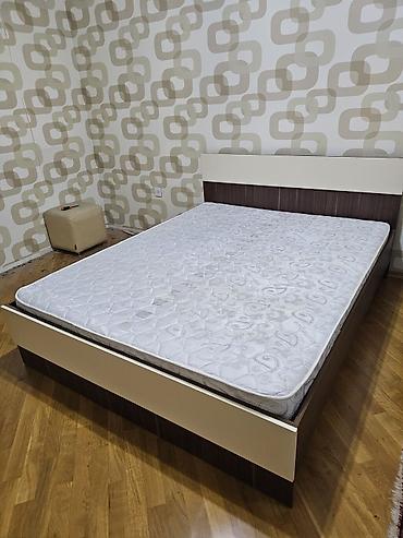 Taxt 225 azn.*Çatdırılma pulsuzdur* İdeal vezıyyetdedir, cox