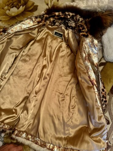 Dublyonkalar: Yunanistandan alinib, təmi̇z dovşan, 10-11 yaşli qiz üçün. İki̇si̇ — 5