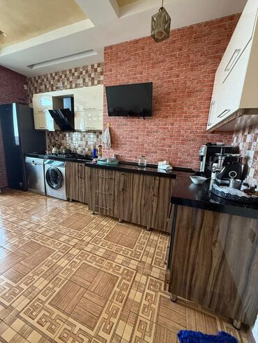 Sifarişlə qonaq dəstləri: Satılır: mənzilin geniş zalı və dəhlizi üçün nəzərdə tutulmuş daxili — 17