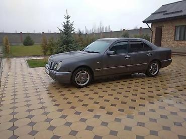 Mercedes-Benz: Mercedes-Benz E-Class: 1998 г., 2.8 л, Механика, Бензин, Седан — 10