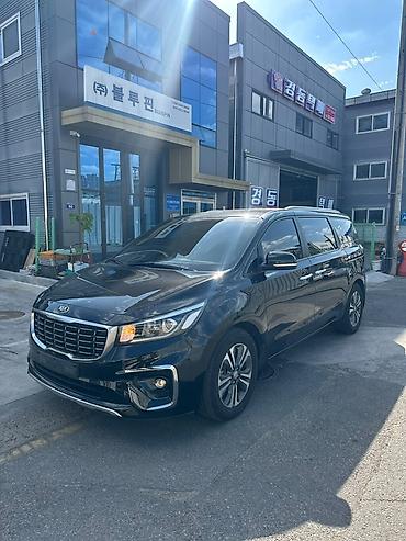 221 w221: Kia Carnival: 2019 г., 2.2 л, Автомат, Дизель, Минивэн — 1