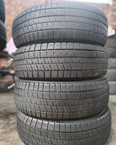 Шины: Шины 195 / 65 / R 15, Зима, Комплект, Легковые, Япония, Bridgestone