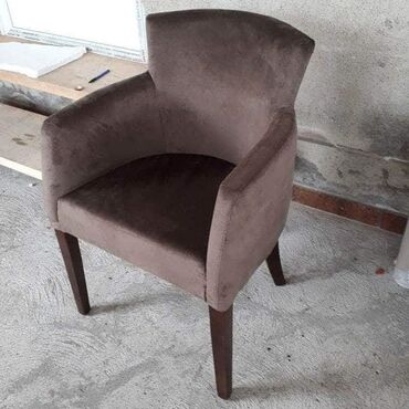 Stolice: 9000din — 13