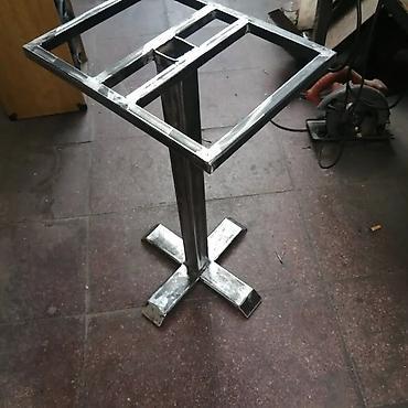 Sifarişlə restoran masaları: Kvadrat masa, Açılmayan — 4