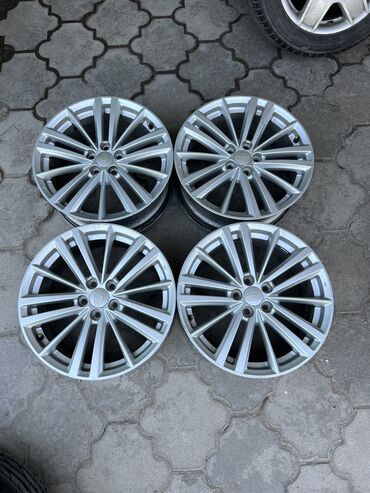 Диски: Литые Диски R 17 Subaru, Комплект, отверстий - 5, Б/у — 3