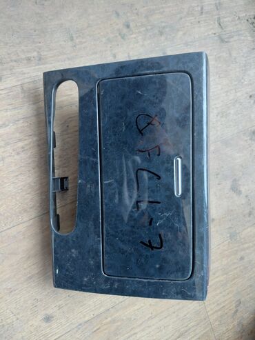 сидение аккорд: Центральная консоль Honda 2006 г., Б/у, Оригинал, Япония