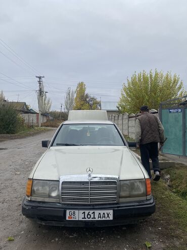 Mercedes-Benz: Mercedes-Benz E-Class: 1989 г., 2.3 л, Механика, Бензин, Седан