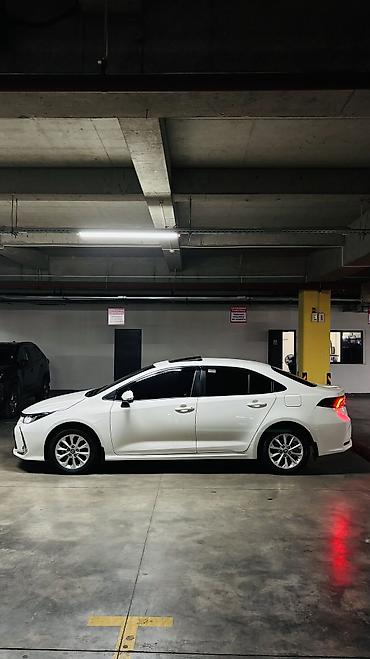 Toyota: Toyota Corolla: 2020 г., 1.8 л, Автомат, Гибрид, Седан — 4