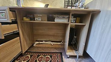 study table: Письменный/компьютерный стол из ЛДСП в цвете «дуб» с большой рабочей — 3