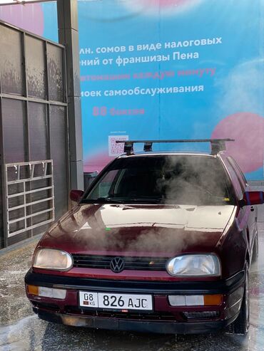 Volkswagen: Volkswagen Golf: 1993 г., 1.6 л, Механика, Бензин, Хэтчбэк
