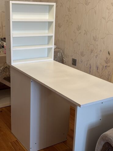 Manikür, pedikür aparatları: Manikür masası və avadanlıq seti - Ağ rəngli manikür masası: geniş iş — 1