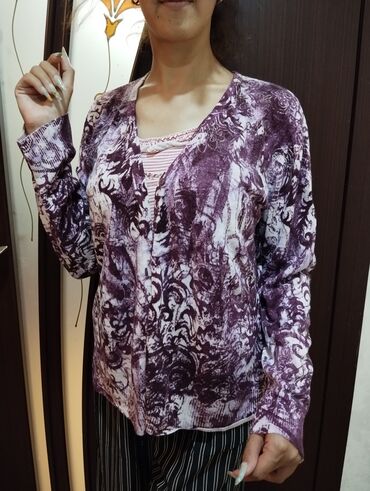 toxunma papaq modelleri: Женская куртка Champion, L (EU 40), цвет - Фиолетовый