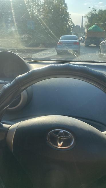 Toyota: Toyota Ist: 2003 г., Автомат, Бензин, Минивэн — 2