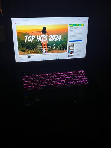 the last of us 1: Intel Core i5, 16 GB, 17.3 "