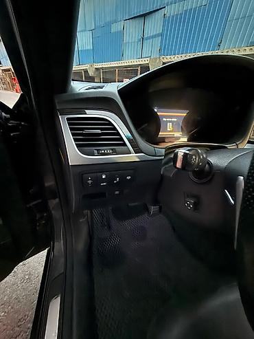 Hyundai: Hyundai Genesis: 2018 г., 3.8 л, Седан — 6