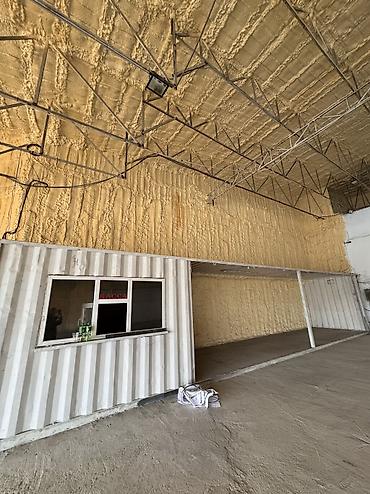 Продажа помещений свободного назначения: Продаётся коммерческое помещение 905 кв.м. (10 соток) Сокулук центр, у — 9