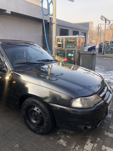 Daewoo: Daewoo Nexia: 2010 г., 1.5 л, Механика, Бензин, Седан