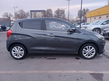 Chevrolet: Chevrolet Spark: 2018 г., 1 л, Автомат, Бензин, Хэтчбэк — 21