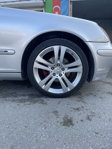 wam diski: Salam R18 diskler satılır 225/40R18 
MERSEDES