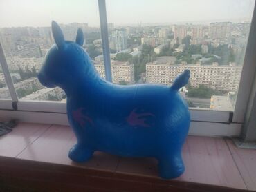 Oyuncaqlar: 7 azn ciddi sexslee zeng etsin 0