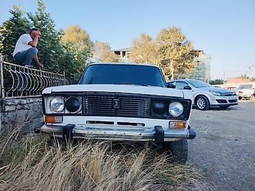 VAZ (LADA): VAZ 2106, ağ rəngli sedan Xüsusiyyətlər: - Kuzov: 4 qapılı sedan, ağ — 9