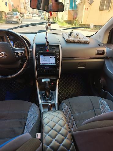 BAW: BAIC (BAW) hatchback, mavi rəng, şəhər üçün yığcam və qənaətcil model — 12