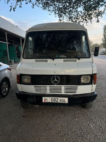 новые скутера: Mercedes-Benz Спринтер: 1990 г., 2.9 л, Механика, Дизель, Бус