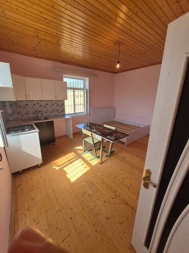 Bağ evlərinin satışı: İsmayıllı, 150 kv. m, 4 otaqlı, Qaz, Su, Telefon — 1