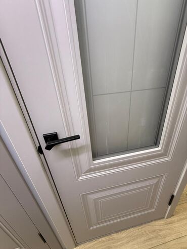 дверь внутренняя: Межкомнатная дверь со стеклом, Левая, цвет - Серый