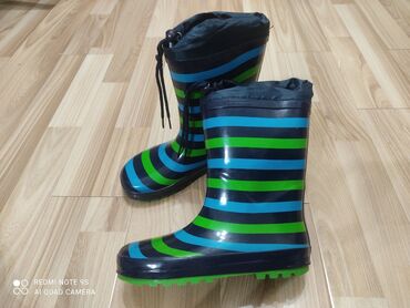 обувь женская сапоги: С Германии! Детские резиновые сапоги, в дождь супер не промокаемые 🔥