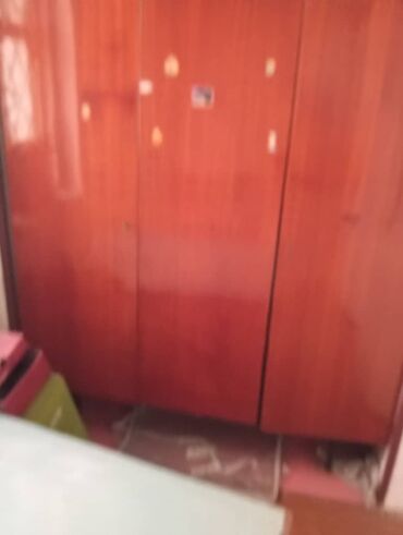 шкаф джалал абад: Продаем шифоньер. Торг уместен