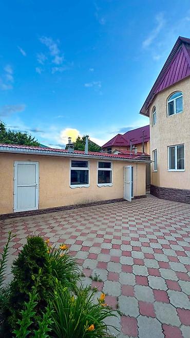 Дома: Продается уютный кирпичный дом в ж/м Алтын Ордо Адрес: ж/м Алтын — 4