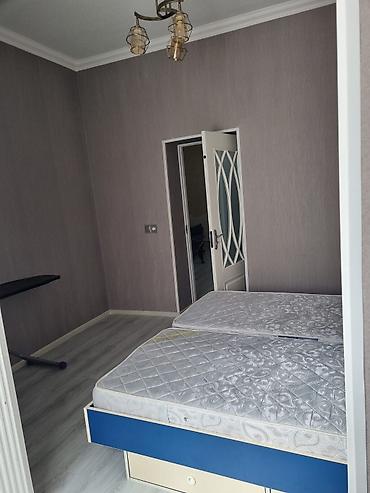 bine evləri: Ev bir yataq otağı, bir zal studio mətbəxdən ibarətdi. Hər bir — 5