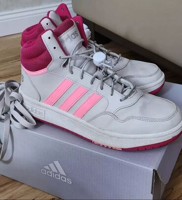 claudia donatelli obuca: Adidas, Size - 37