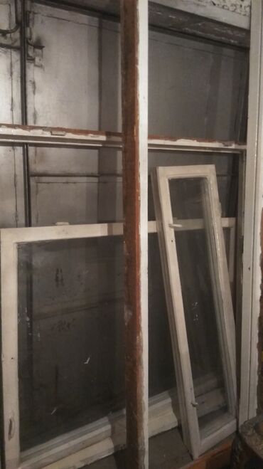 окно деревянные: Продается б/у межбалконная деревянная дверь и окно двухстворчатое 105