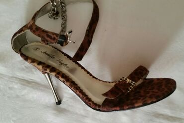 lusso obuca duzina gazista: Sandals, 39